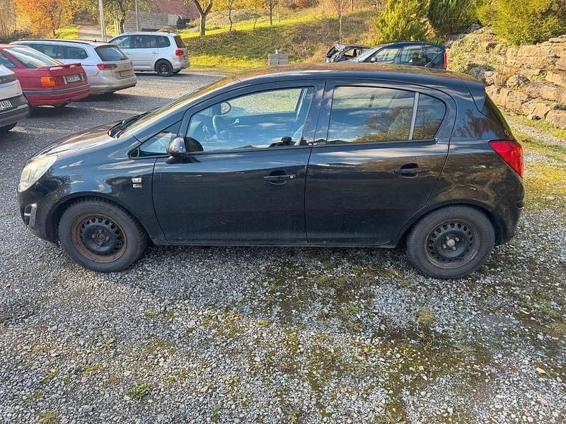 Schwarz Gebraucht 2012 Opel Corsa Limousine | 2.500 € (Guter Preis) - Bild 1/4
