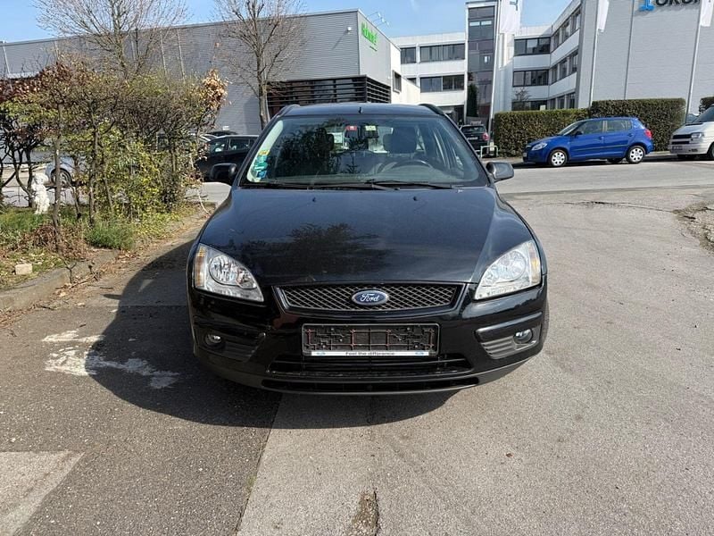 Gebraucht Ford Focus Titanium 109 PS (80 kW) 2007 Schwarz Kombi