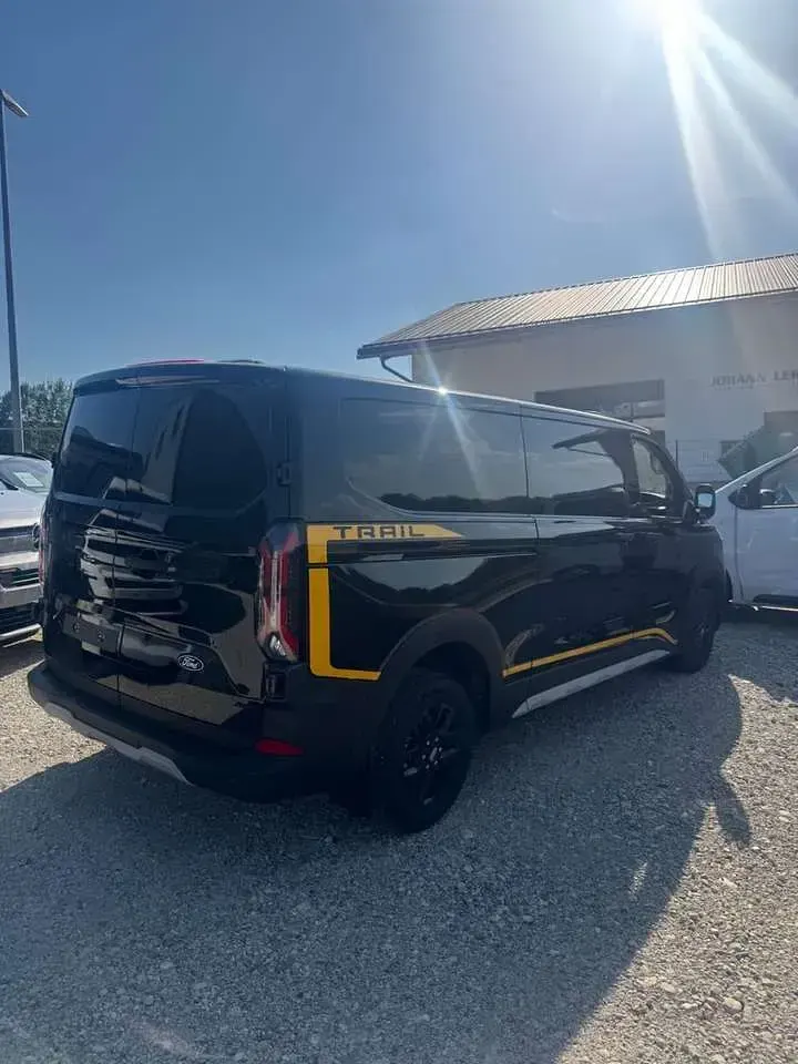 Neu Ford Transit Custom 170 PS (125 kW) 2025 Obsidian schwarz Van / Kleinbus