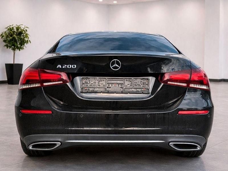 Gebraucht Mercedes A200 AMG 163 PS (119 kW) 2021 Schwarz Limousine