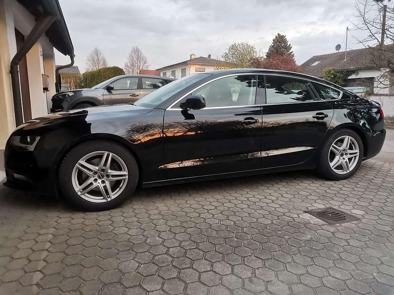 Schwarz Gebraucht 2015 Audi A5 Sportback Coupé | 9.500 € (Fairer Preis) - Bild 1/4