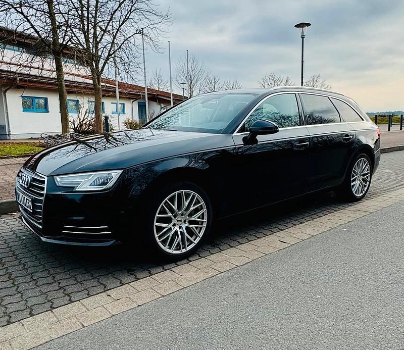 Gebraucht Audi A4 190 PS (139 kW) 2017 Schwarz Kombi
