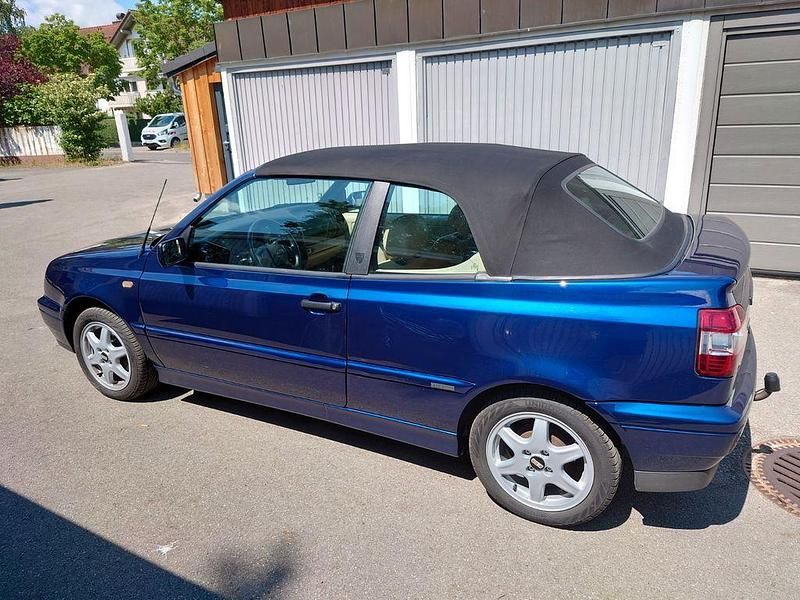 Gebraucht VW Golf Cabriolet Classicline 101 PS (74 kW) 1997 Blau Cabrio