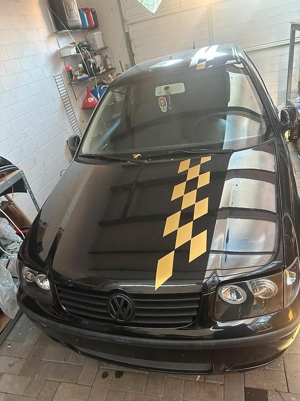 Schwarz Gebraucht 2001 VW Polo Kleinwagen | 450 € (Superpreis) - Bild 1/4