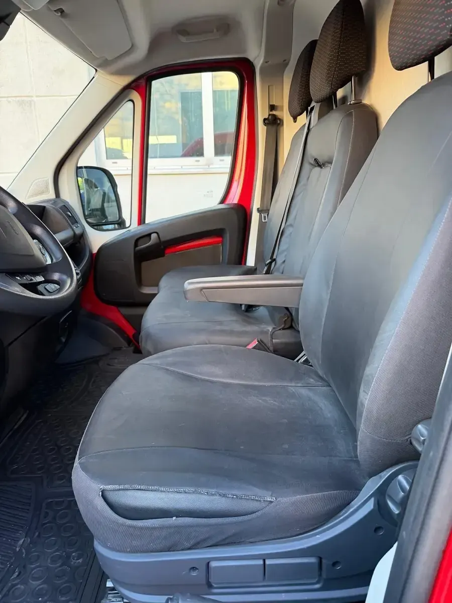 Gebraucht Citroën Jumper 140 PS (102 kW) 2020 Rot Van / Kleinbus