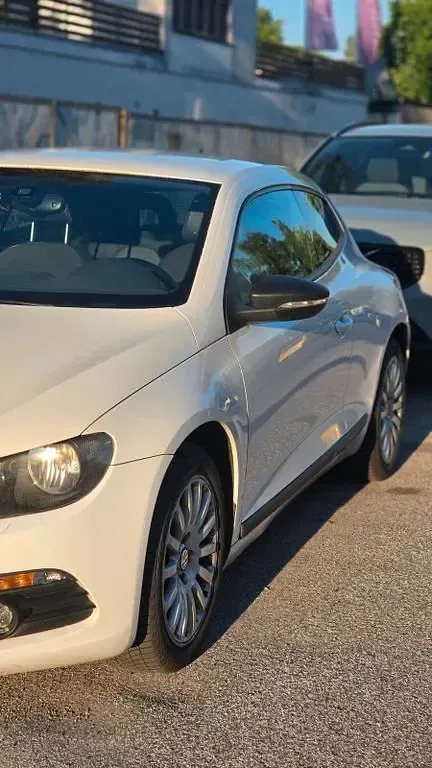 Gebraucht VW Scirocco 160 PS (117 kW) 2009 Weiß Coupé