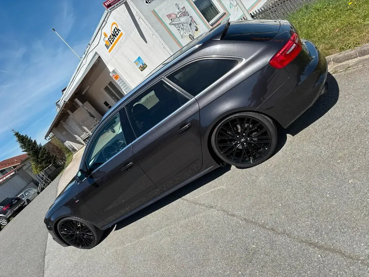 Gebraucht Audi A4 170 PS (125 kW) 2014 Grau Kombi