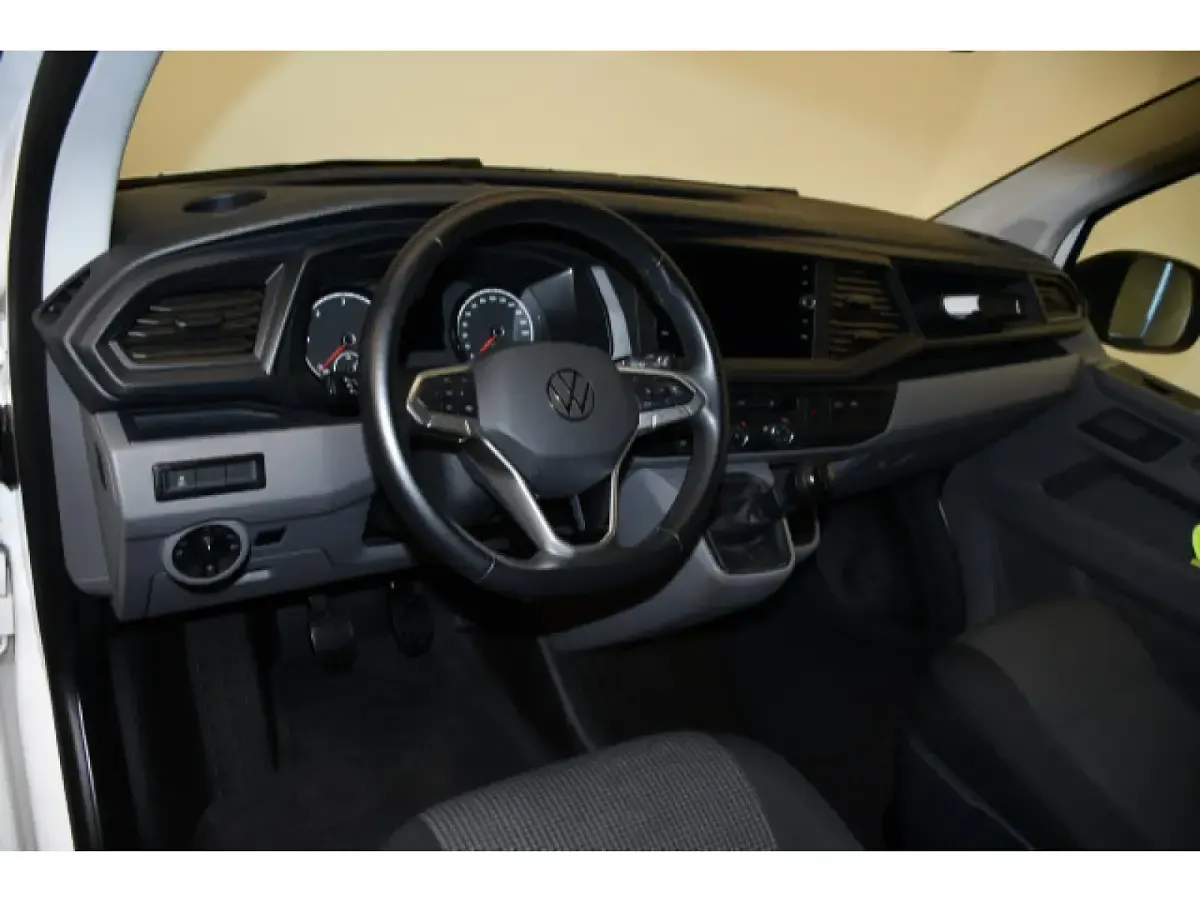 Usata VW Transporter 150 CV (110 kW) 2023 Furgone