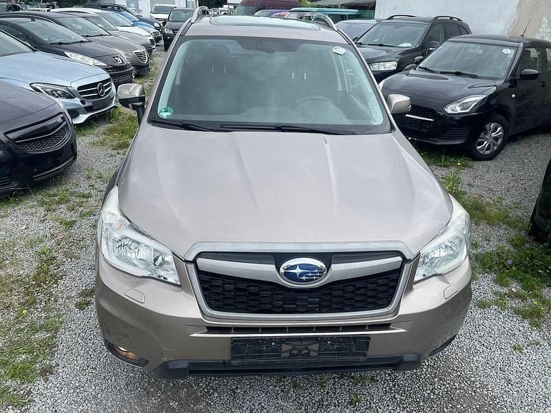 Gebraucht Subaru Forester 147 PS (108 kW) 2014 Grau SUV