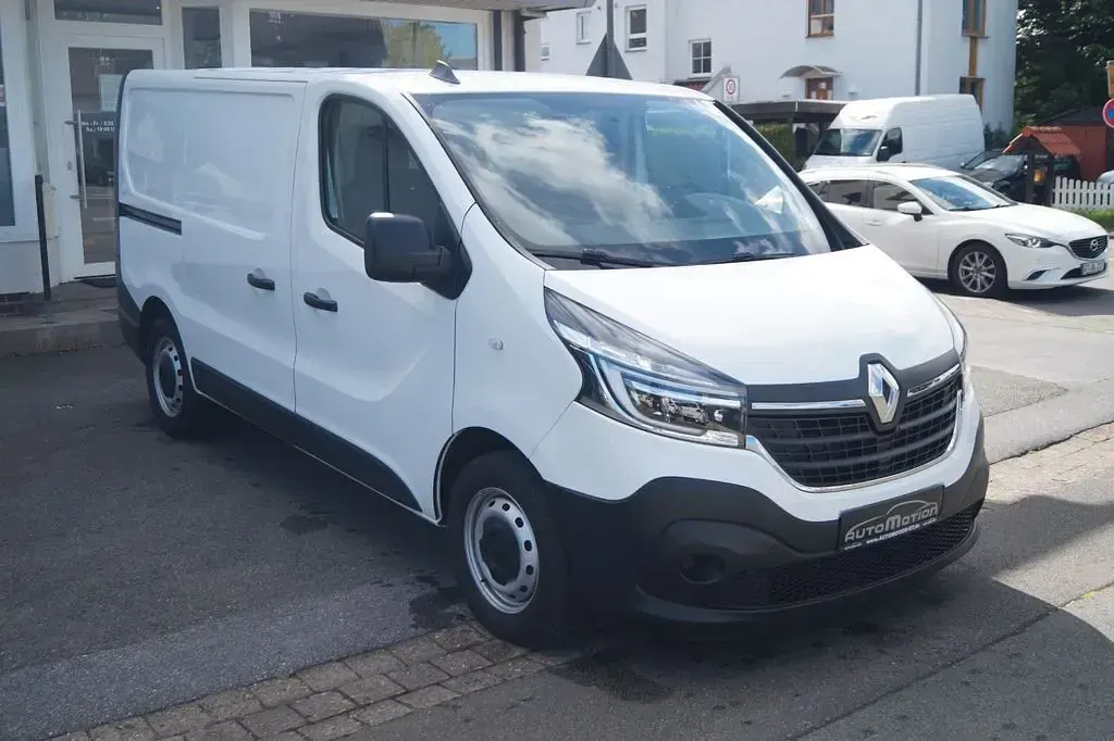 Gebraucht Renault Trafic 120 PS (88 kW) 2021 Weiß Van / Kleinbus