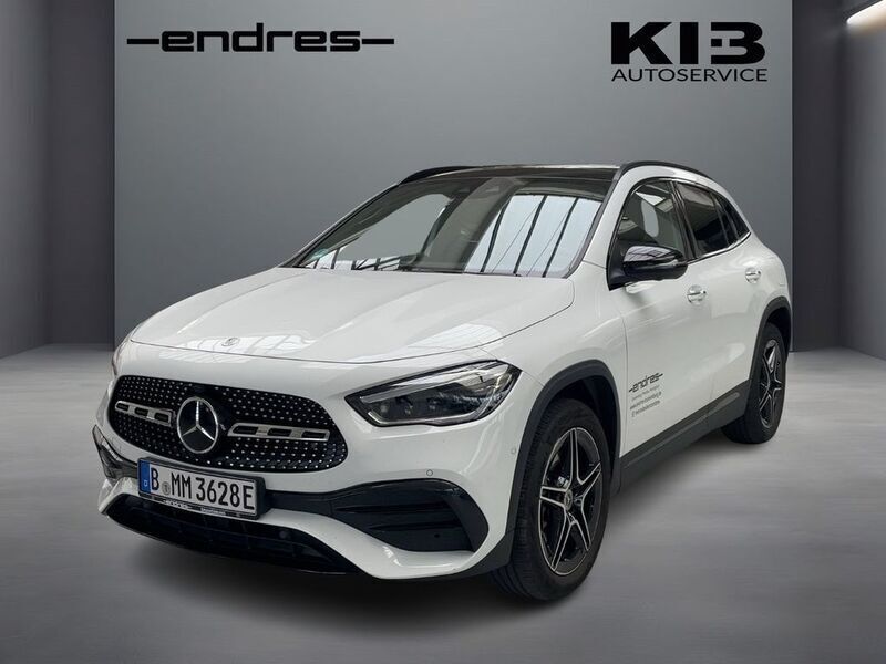 Digitalweiss metalliclack Gebraucht 2024 Mercedes GLA250 AMG SUV | 44.470 € (Fairer Preis) - Bild 1/4