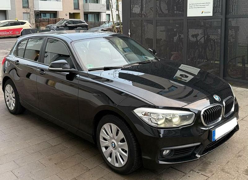 Schwarz Gebraucht 2016 BMW 116 Kleinwagen | 6.200 € (Guter Preis) - Bild 1/4