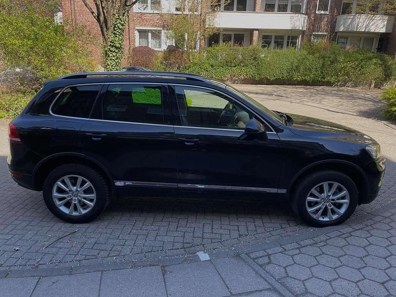Gebraucht VW Touareg 239 PS (175 kW) 2010 Schwarz SUV