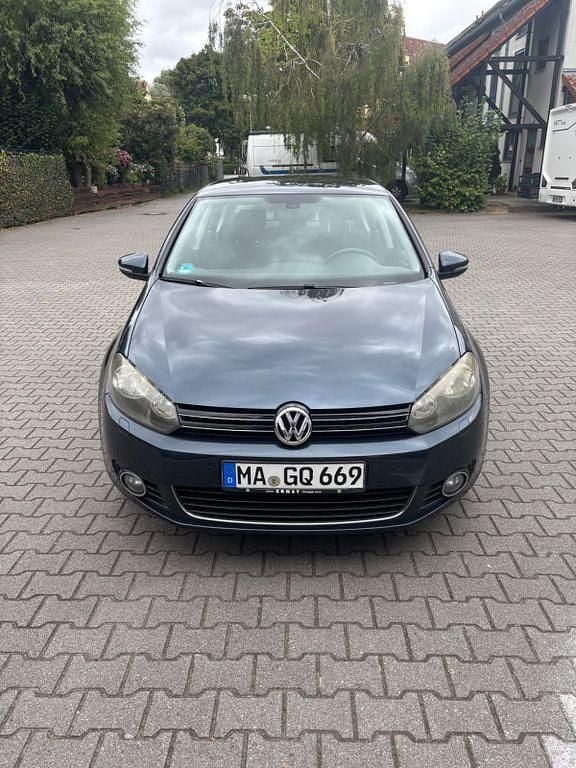 Blau Gebraucht 2011 VW Golf VI Highline Limousine | 7.999 € (Fairer Preis) - Bild 1/4