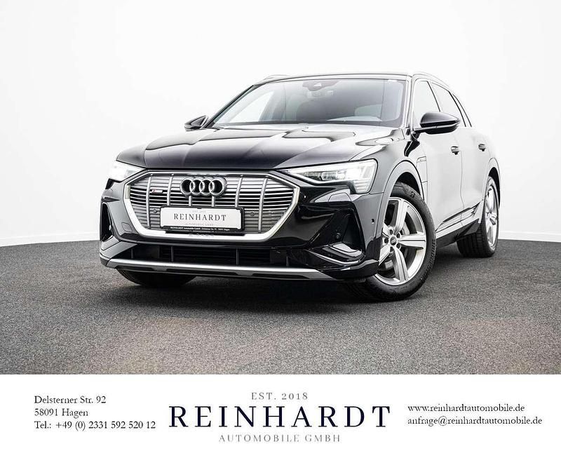 Gebraucht Audi e-tron S-Line 230 kW (313 PS) 2021 Mythosschwarz metallic SUV