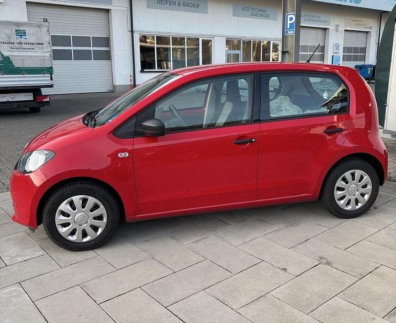 Rot Gebraucht 2015 Skoda Citigo Cool Edition Kleinwagen | 6.099 € (Fairer Preis) - Bild 1/4