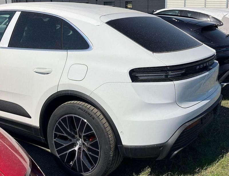 Neu Porsche Macan 380 kW (517 PS) 2026 Weiß SUV