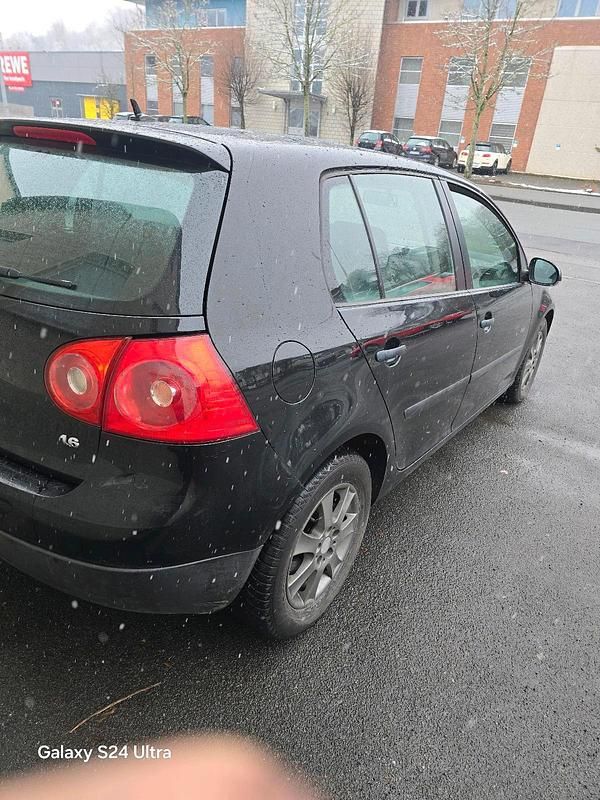 Gebraucht VW Golf V 80 PS (58 kW) 2006 Schwarz Limousine