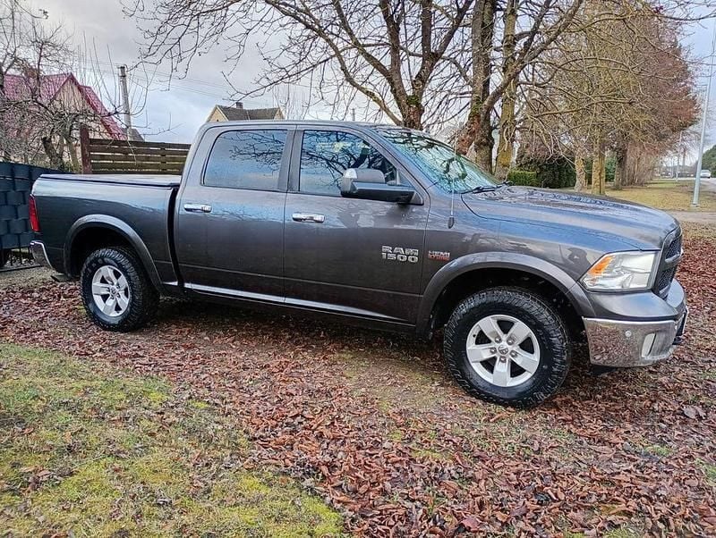 Grau Gebraucht 2015 Dodge Ram Abholung | 12.700 € - Bild 1/4