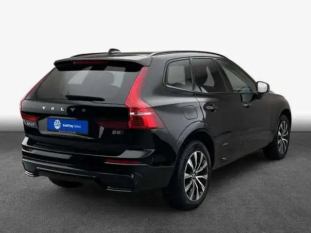 Gebraucht Volvo XC60 184 PS (135 kW) 2025 SUV