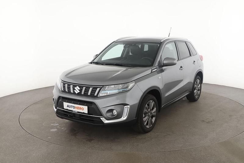 Grau Gebraucht 2024 Suzuki Vitara SUV | 23.250 € (Superpreis) - Bild 1/3