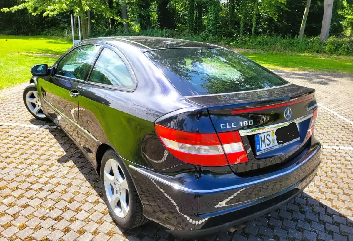 Gebraucht Mercedes CLC180 143 PS (105 kW) 2009 Schwarz Coupé