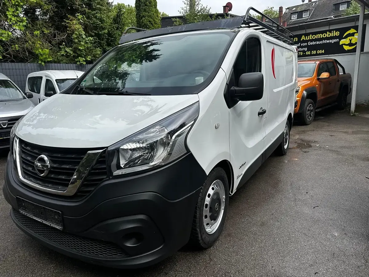Gebraucht Nissan NV300 121 PS (88 kW) 2018 Weiß Van