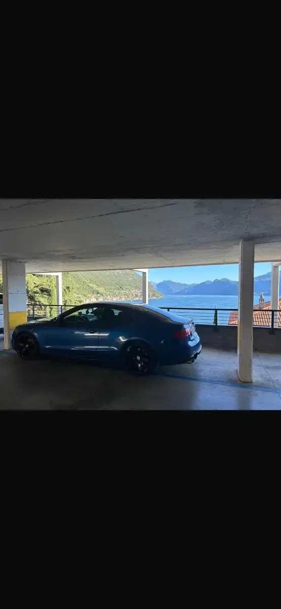 Second-hand Audi A5 Competition 177 CP (130 kW) 2013 Albastru Coupe