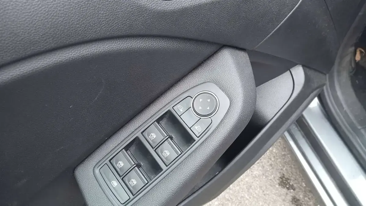 Gebraucht Renault Clio Evolution 91 PS (66 kW) 2022 Dolomit grau Kleinwagen