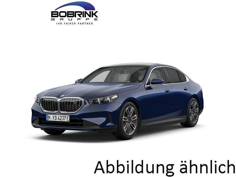 Neu BMW i5 Performance 250 kW (340 PS) 2026 Blau Limousine