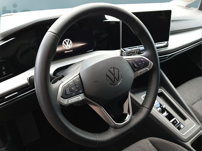 Gebraucht VW Golf VIII 116 PS (85 kW) 2025 Grau Kleinwagen