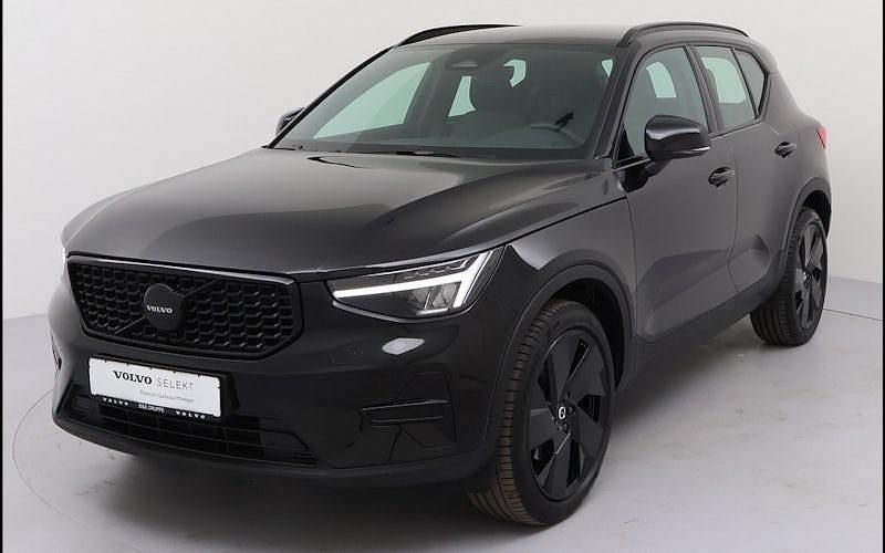 Gebraucht Volvo XC40 Plus 163 PS (119 kW) 2025 Schwarz SUV