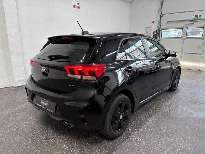 Gebraucht Kia Rio GT-Line 120 PS (88 kW) 2018 Schwarz Limousine