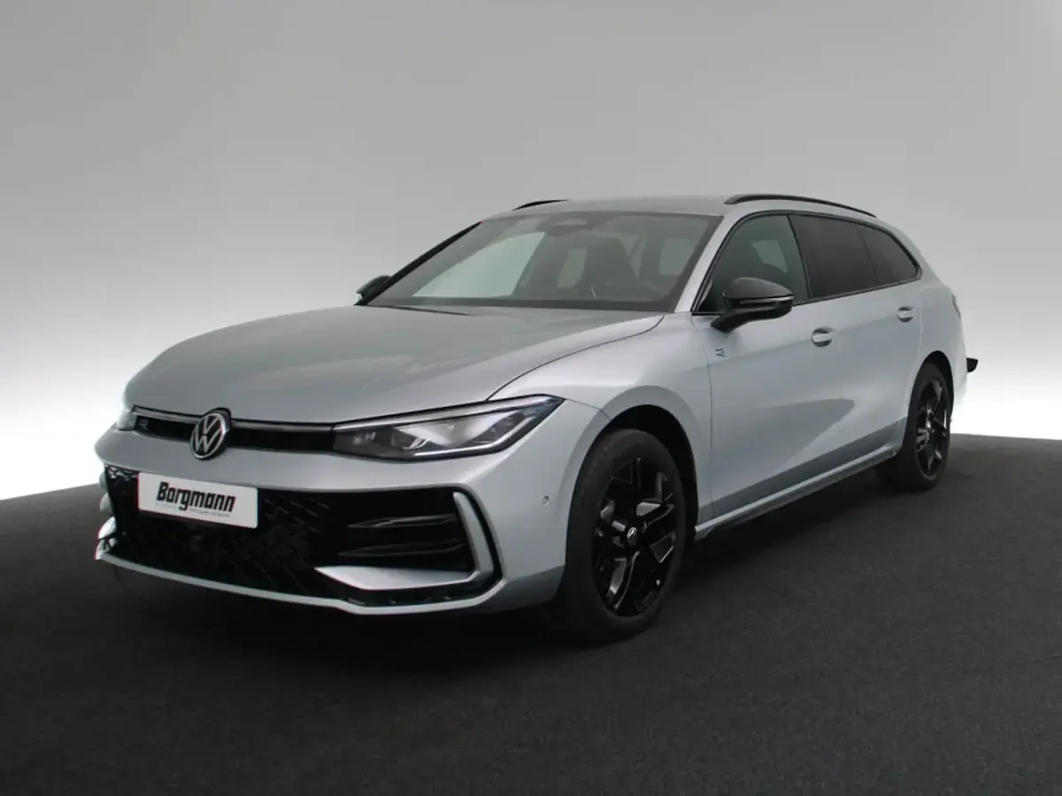 Occasion VW Passat R-line 193 ch (141 kW) 2024 Argent Berline