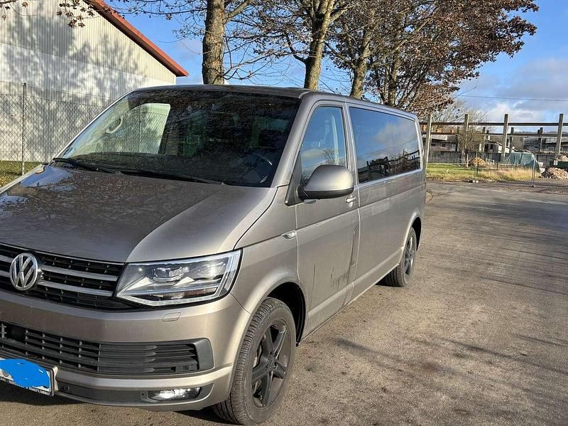 Gebraucht VW Transporter Comfortline 204 PS (150 kW) 2016 Beige Van
