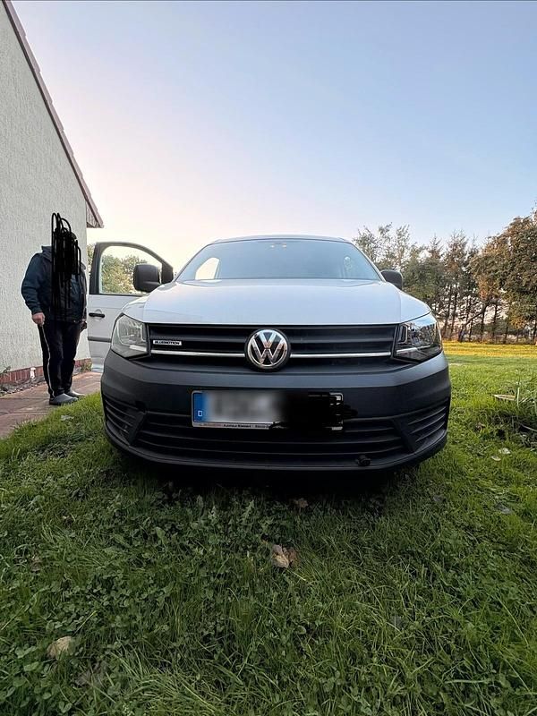 Weiß Gebraucht 2016 VW Caddy Van / Kleinbus | 8.750 € (Superpreis) - Bild 1/4