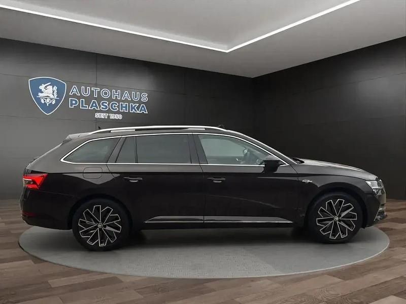 Gebraucht Skoda Superb LAURIN & KLEMENT 218 PS (160 kW) 2021 Magneticbraun Kombi