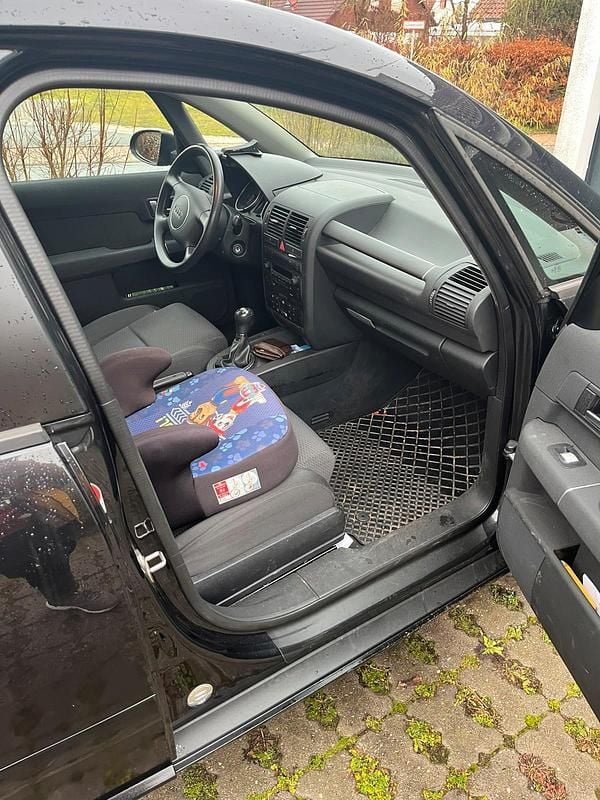 Gebraucht Audi A2 75 PS (55 kW) 2001 Schwarz Kleinwagen