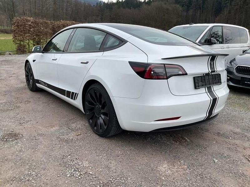 Gebraucht Tesla Model 3 Performance 377 kW (513 PS) 2021 Pearl white multicoat Limousine