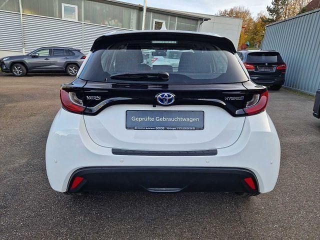 Gebraucht Toyota Yaris Hybrid Business Edition 116 PS (85 kW) 2022 Schneeweiß Kleinwagen