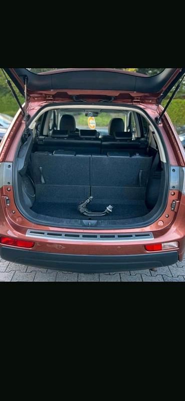 Gebraucht Mitsubishi Outlander 150 PS (110 kW) 2012 Orange SUV