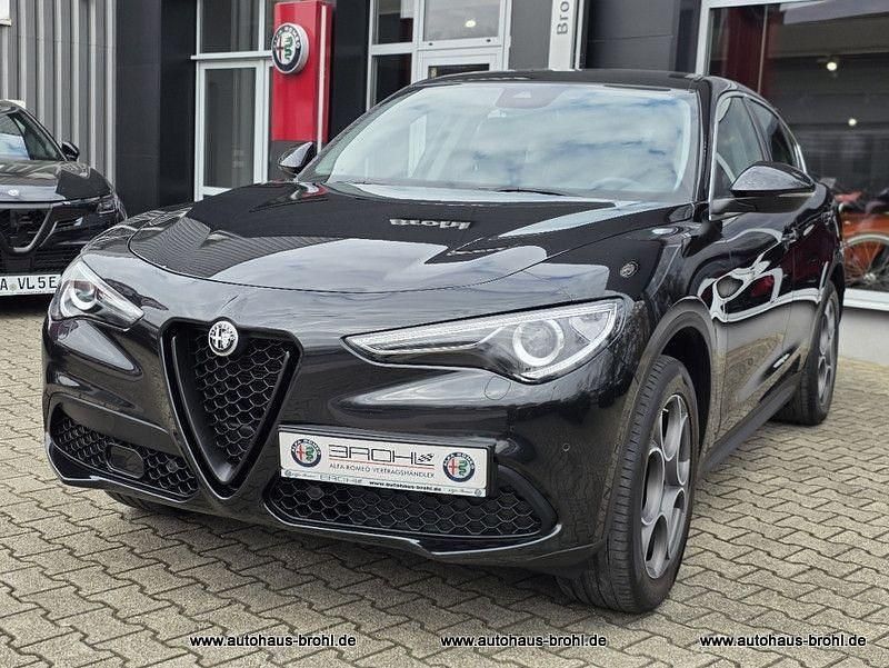 Gebraucht Alfa Romeo Stelvio 190 PS (139 kW) 2019 Schwarz SUV