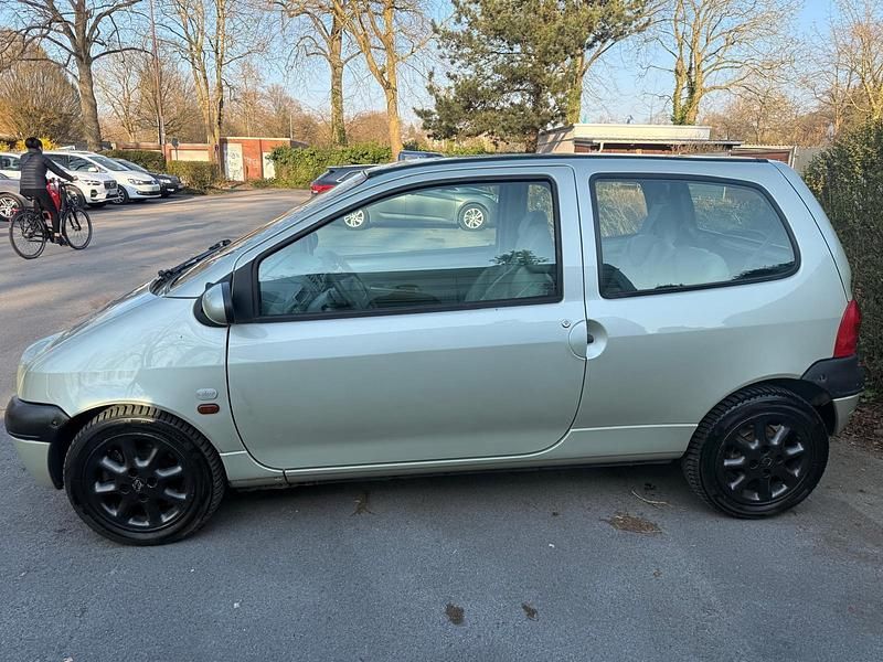 Gebraucht Renault Twingo Initiale Paris 60 PS (44 kW) 2000 Silber Kleinwagen