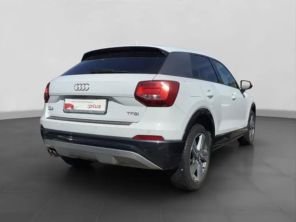 Gebraucht Audi Q2 Design 150 PS (110 kW) 2016 Weiß SUV