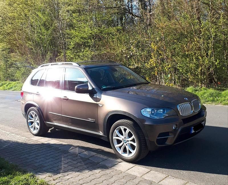 Gebraucht BMW X5 306 PS (225 kW) 2011 Braun SUV