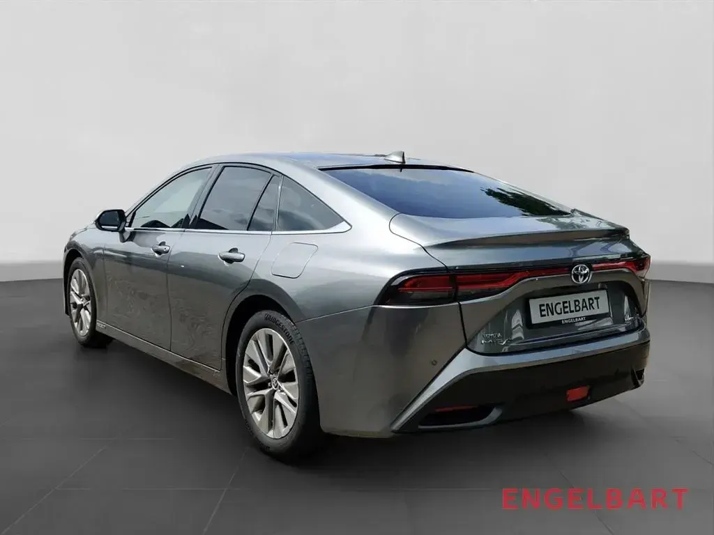Gebraucht Toyota Mirai Executive 182 PS (133 kW) 2022 Grau Limousine