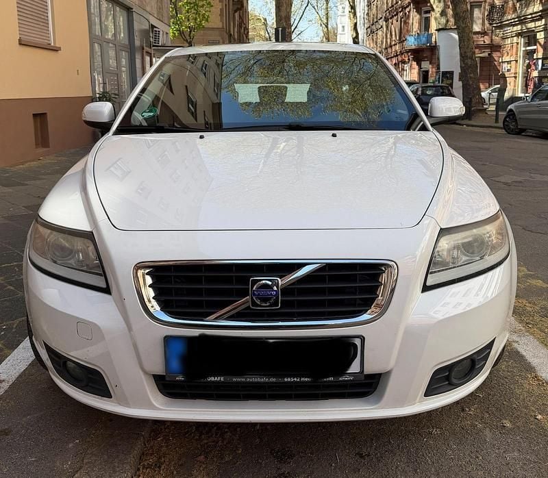 Gebraucht Volvo V50 136 PS (100 kW) 2008 Weiß Kombi