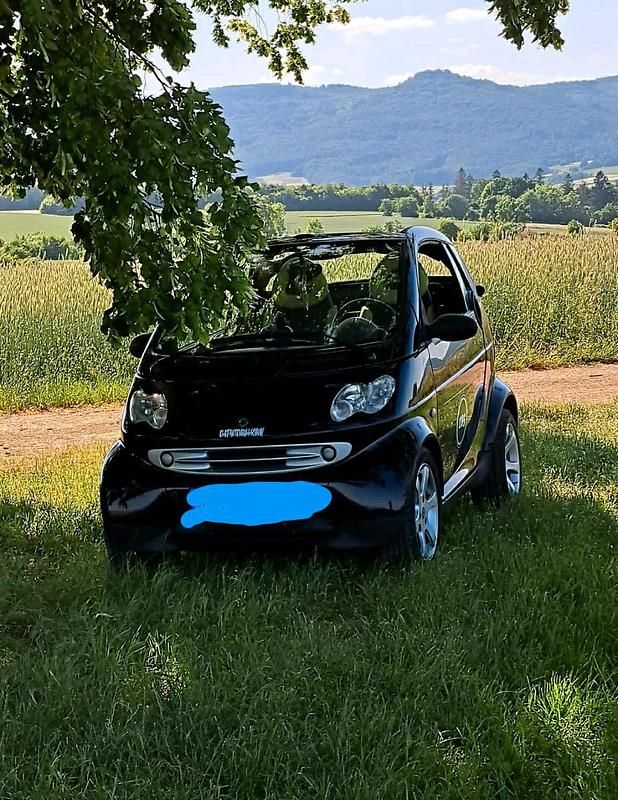 Schwarz Gebraucht 2005 Smart ForTwo Cabrio Cabrio | 3.000 € (Etwas zu teuer) - Bild 1/4