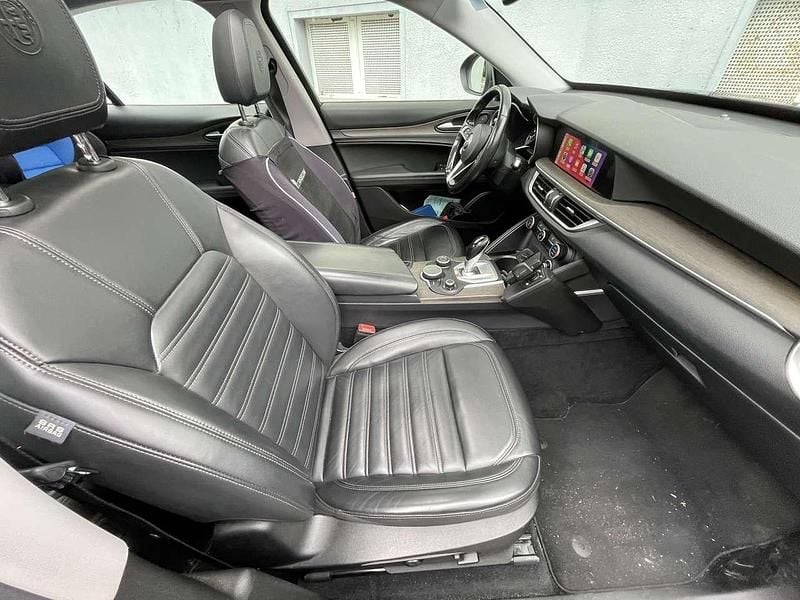 Gebraucht 2017 Alfa Romeo Stelvio Super SUV | 24.500 € (Teuer) - Bild 1/4