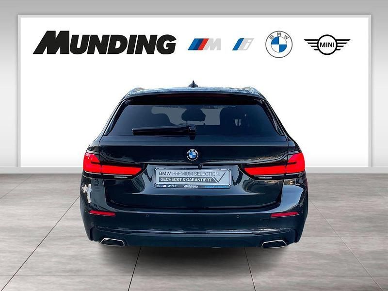 Gebraucht BMW 540 Performance 340 PS (250 kW) 2022 Schwarz Kombi